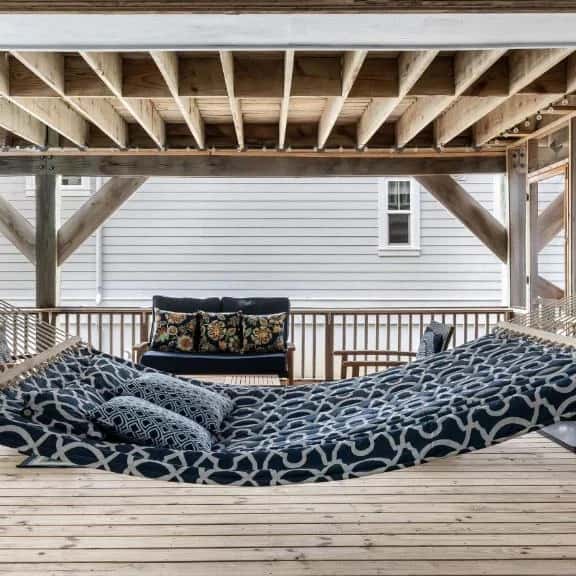 Porch Paradise - Image 1