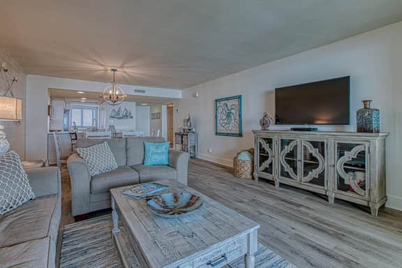 Nikkini Beach Retreat - Image 2