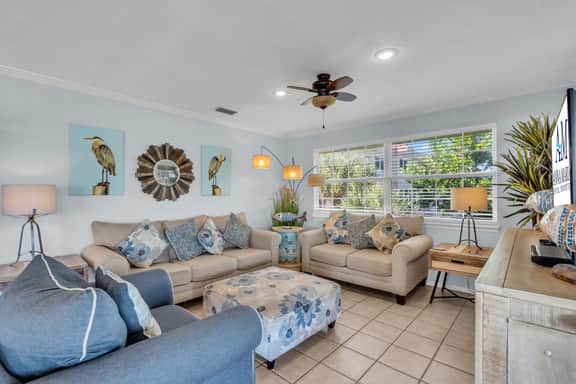TRADEWINDS COTTAGE 23 - Image 4