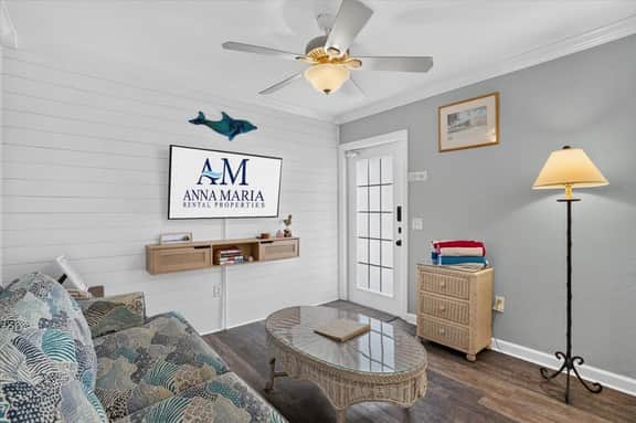 TRADEWINDS COTTAGE #31 - Image 4