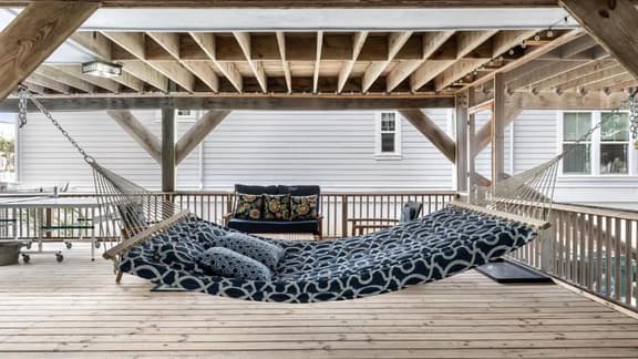 Porch Paradise - Image 1